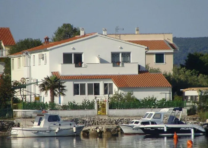 Appartement Let *